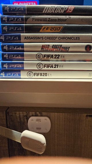 PS4 slim + PS VR + Aim Controller Sony