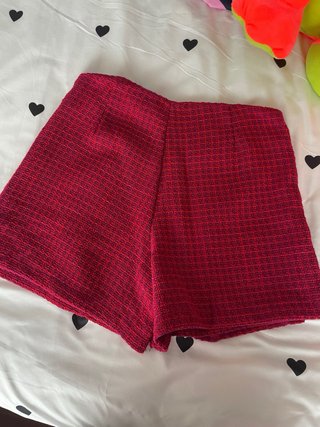 Falda pantalón con botones dorados