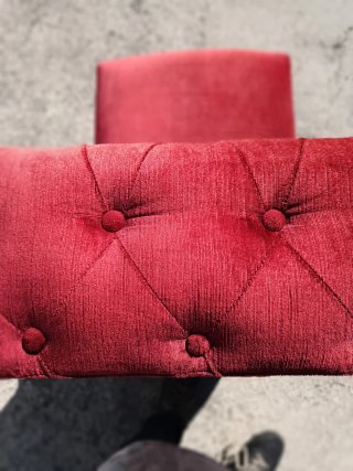 2 Sillones Capitoné Terciopelo Rojo y Dorado