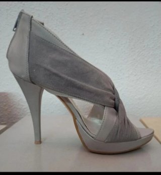 Scarpe con tacco donna /grigie