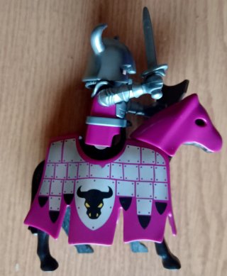 Playmobil 4436 Caballero Bárbaro o del Toro