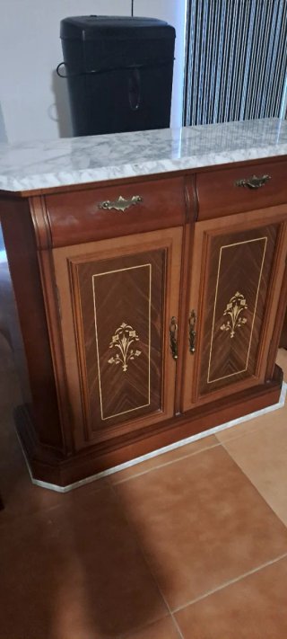 Mueble recibidor madera y mármol
