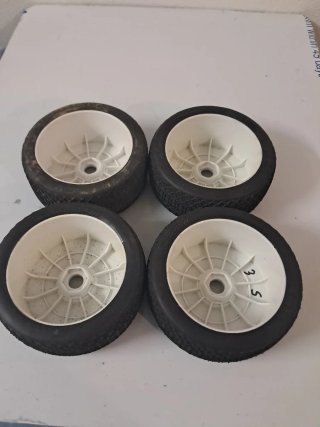 Rodas 1/8 TT Hotrace Sahara soft