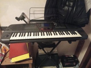 Tastiera Korg WK8 con Karaoke