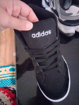 Zapatillas Adidas Negras Nuevas