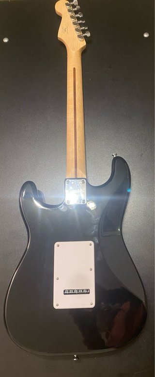 Guitarra Eléctrica Squier Stratocaster