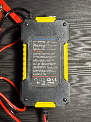 Cargador Batería Coche 12V Inteligente