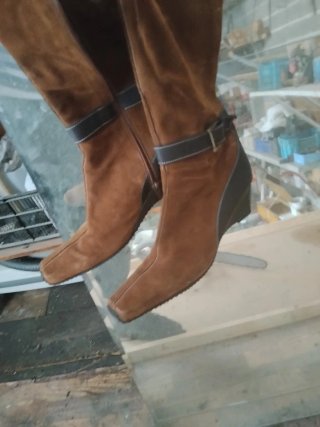 Botas de piel tacon cuña marrones talla 37