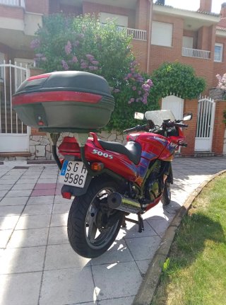 Kawasaki GPZ 500S