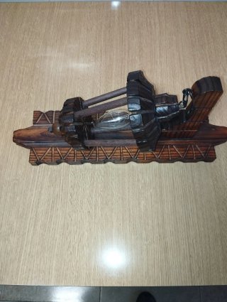Lámpara de pared madera tallada rústica vintage