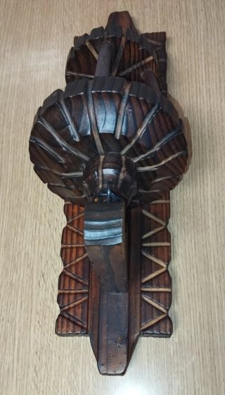 Lámpara de pared madera tallada rústica vintage