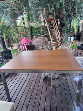 Mesa madera y patas metal