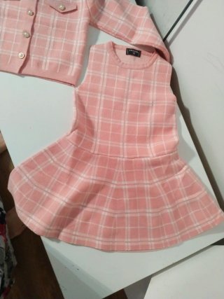 Conjunto de punto rosa a cuadros