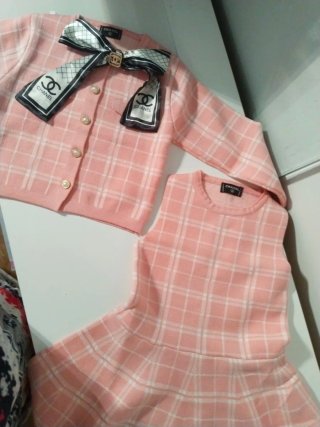 Conjunto de punto rosa a cuadros