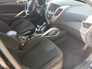 Hyundai Veloster 2013