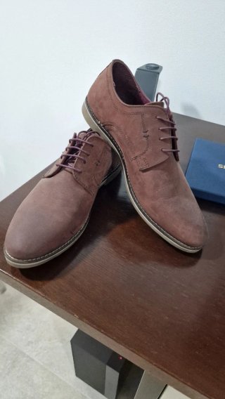 Zapatos de vestir de piel marrón talla 44