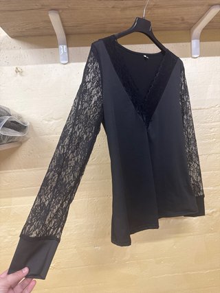 Maglia nera pizzo scollo V elegante nuova