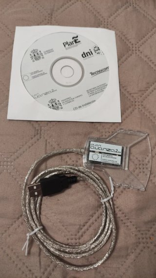 Lector DNIe USB + CD Instalación Tecnocom