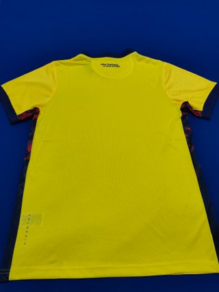 Camiseta Seleccion Color Amarillo - Varias tallas
