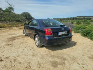 Toyota Avensis 2004