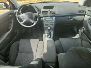 Toyota Avensis 2004