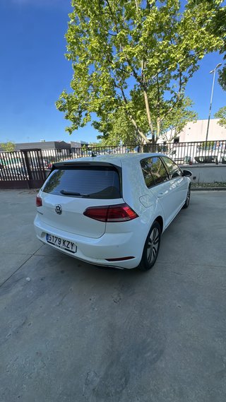 Volkswagen EGolf 2020 - 88% salud batería - 136cv
