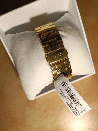 Reloj Guess Dorado