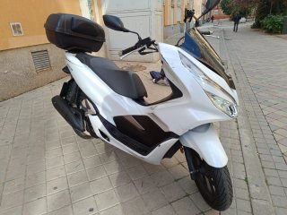 Honda PCX 125 Blanca