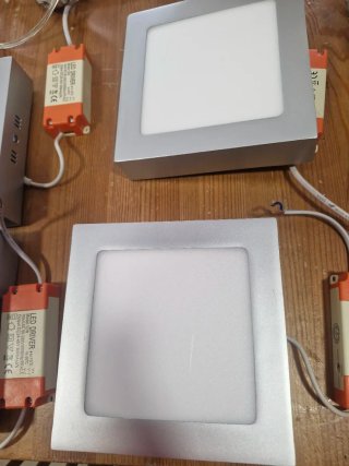 Focos LED Cuadrados Plateados (Pack 4)