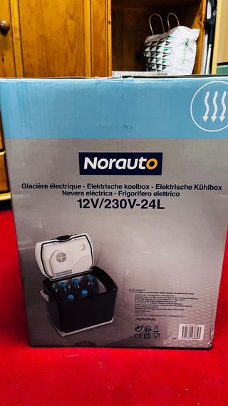 Nevera Eléctrica Norauto 12V/230V 24L