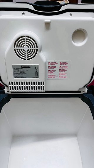 Nevera Eléctrica Norauto 12V/230V 24L