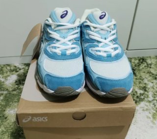 Asics Gel-NYC Cream Arctic Sky Talla 41.5 Nuevas