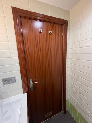 7 Puertas de madera interior