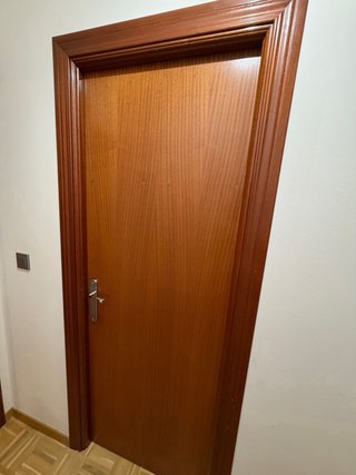 7 Puertas de madera interior