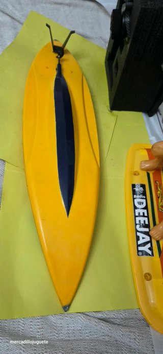 Lancha RC Kyosho Surf