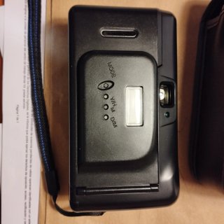 Camara Premier M-968D con funda.(Autofocus,flash).