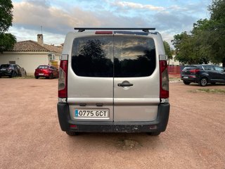 Peugeot Expert 2008