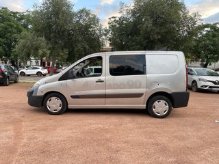 Peugeot Expert 2008