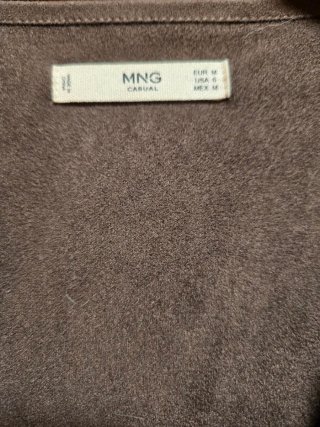 Vestido marrón ante Mango