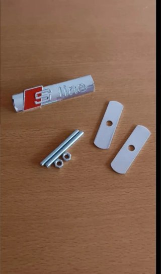 Emblema Sline Parrilla + Tornillería