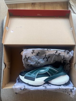 Zapatillas Under Armour Arc 96 Negras/Verdes