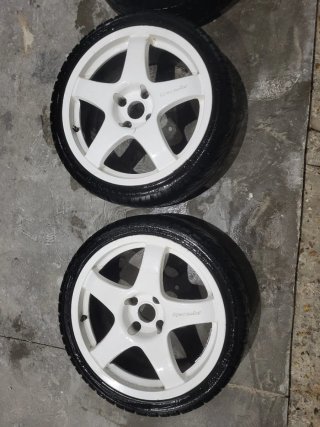 Llantas 17 team dynamics pro race 3