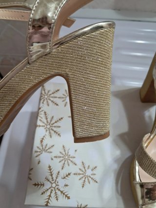 Sandali donna oro tacco brillantinato 39