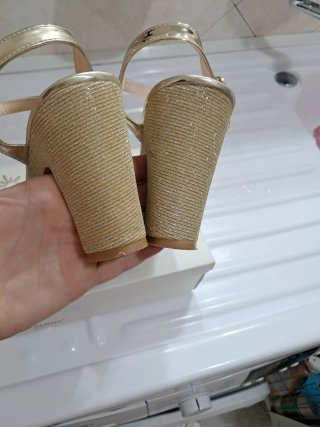 Sandali donna oro tacco brillantinato 39