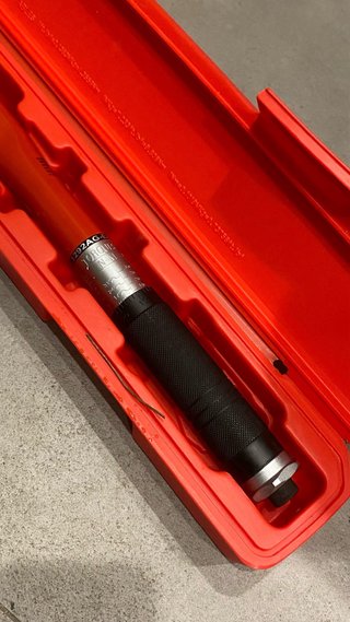Llave dinamométrica TengTools 70-350Nm