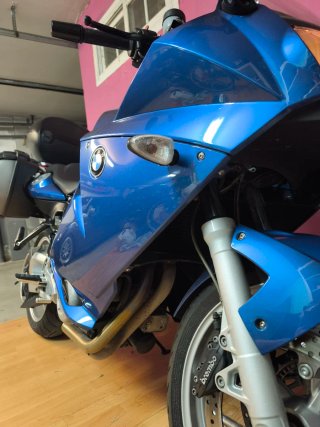 BMW F800ST