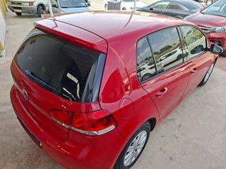 Volkswagen Golf VI 1.6 TDI DPF Advance