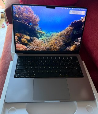 MacBook Pro 2021 M1 MAX 64GB RAM 8TB SSD