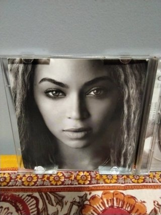 2 CDs. Beyoncé. I Am... Sasha Fierce