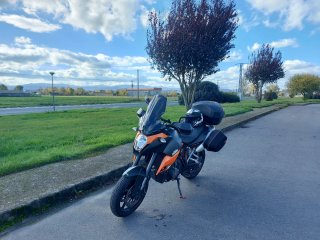 KTM 990 SMT Negra y Naranja